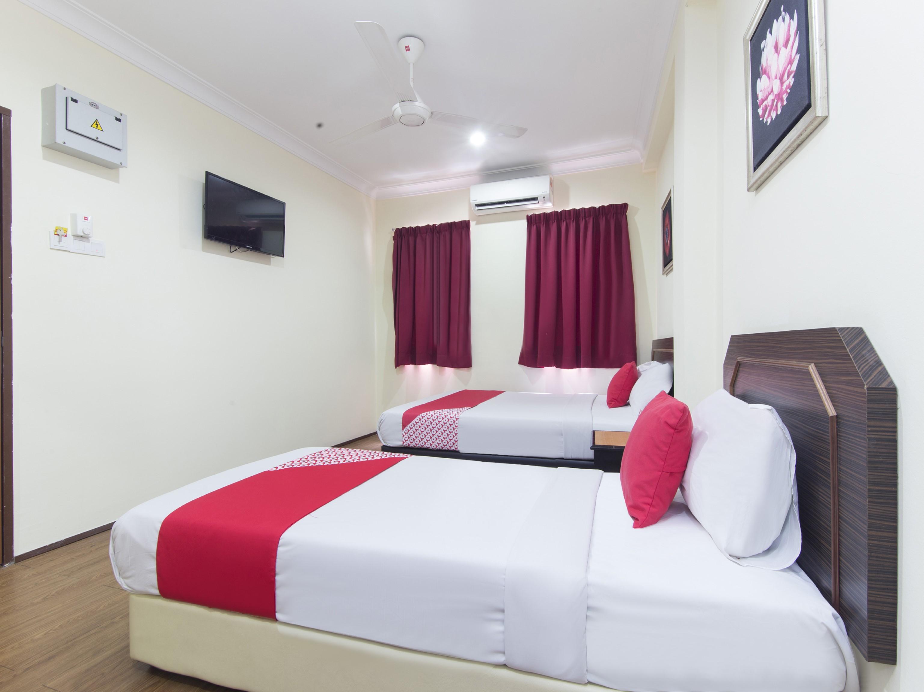 Oyo 327 Buddys Hotel Kuala Lumpur Exterior photo