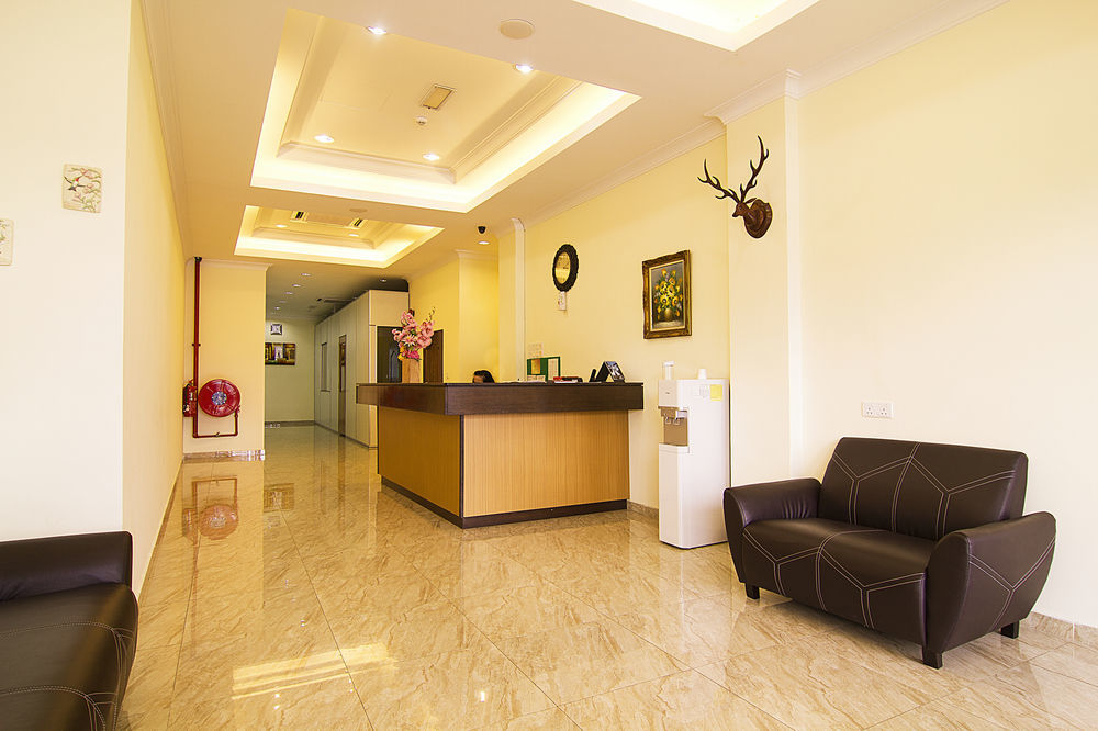 Oyo 327 Buddys Hotel Kuala Lumpur Exterior photo